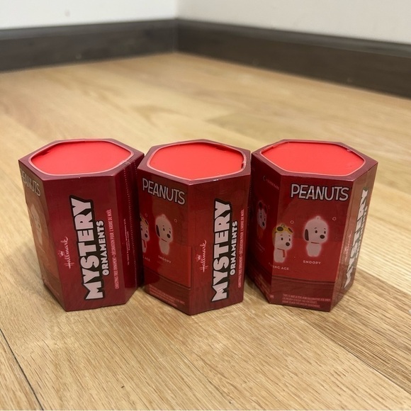 Hallmark Peanuts Random Blind Ornament Box Bundle Snoopy Charlie Brown NEW - Picture 2 of 5